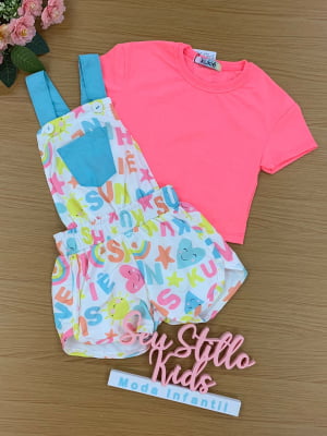 Jardineira Infantil Kukie Sunshine Verão com Blusa Rosa Neon